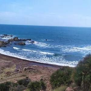 En Frente Del Puerto Homestay